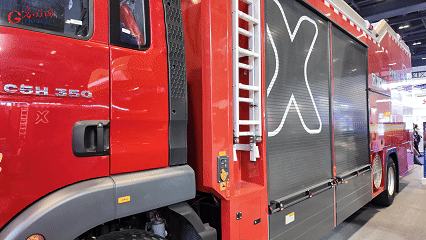 这辆消防车，能在地下280℃火场里“硬核”排烟