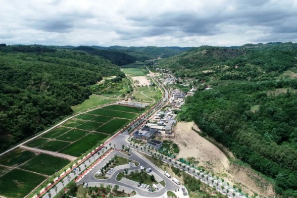 【高质量发展看陕西】喜望稻菽千层浪，“红”“绿”交响南泥湾