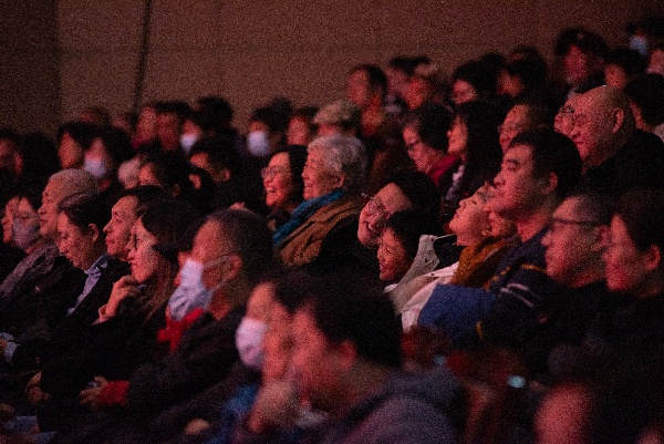 新喜剧、相声双专场展演“共燃”艺术之火 新喜剧、相声双专场展演“共燃”艺术之火