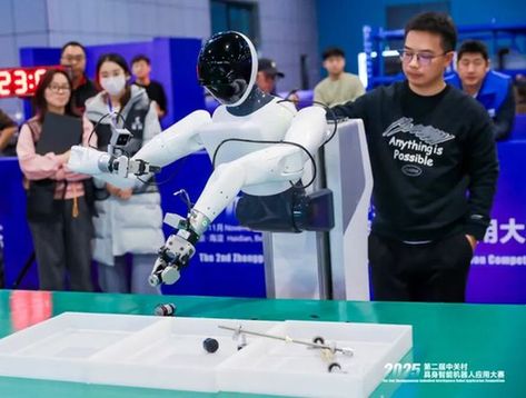 机器人“真干活”:搬运原料、分拣垃圾、组装器件…… 机器人“真干活”:搬运原料、分拣垃圾、组装器件……