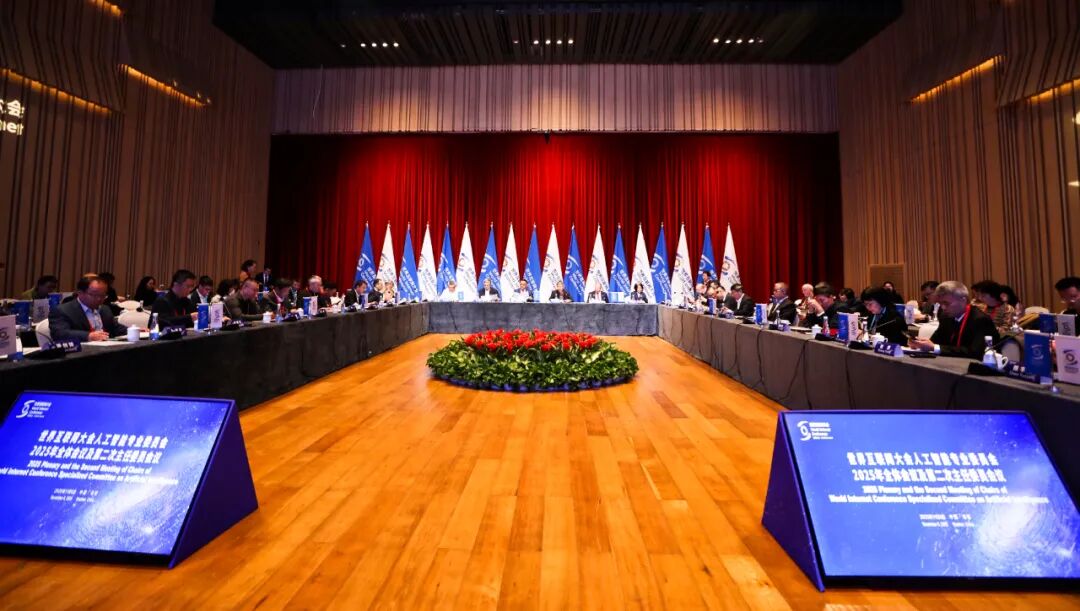 2025年终回顾｜这一年，我们这么谈AI