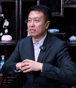 情感茧房、是否交税……人机伦理风险近在眼前