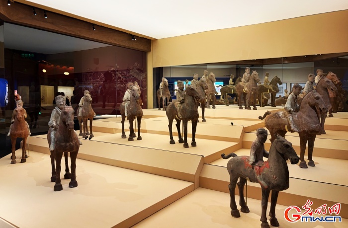 新春走基层丨马騳骉騛……这场文化展“万马奔腾” 新春走基层丨马騳骉騛……这场文化展“万马奔腾”