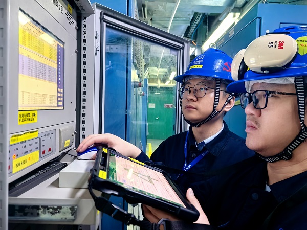 新春走基层|春节期间的“硬核”守护者 新春走基层|春节期间的“硬核”守护者