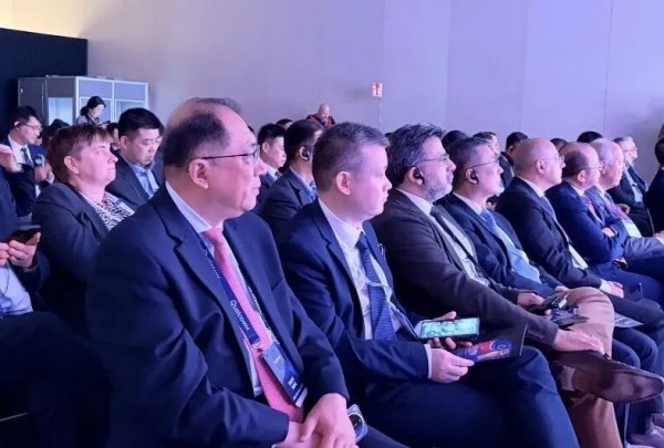 世界互联网大会在西班牙举办具身智能专题论坛