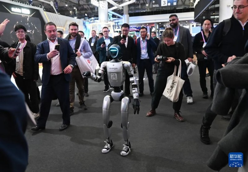 “具身”，如何智能？