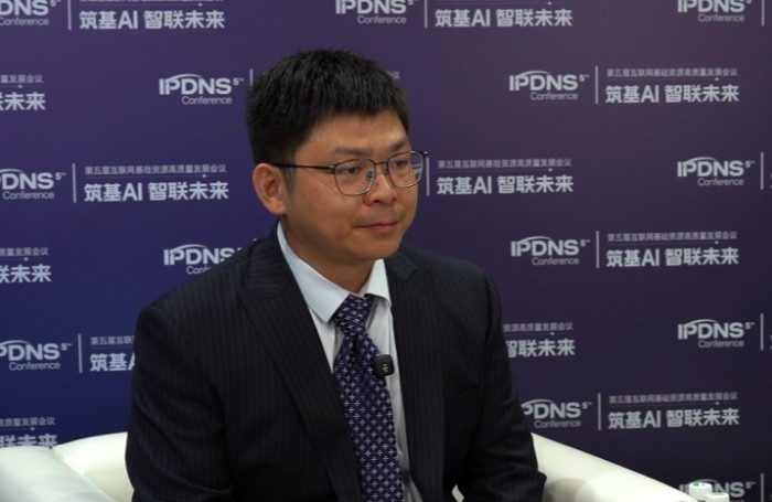 李菁菁：互联网基础技术必需适应人工智能变革新需求