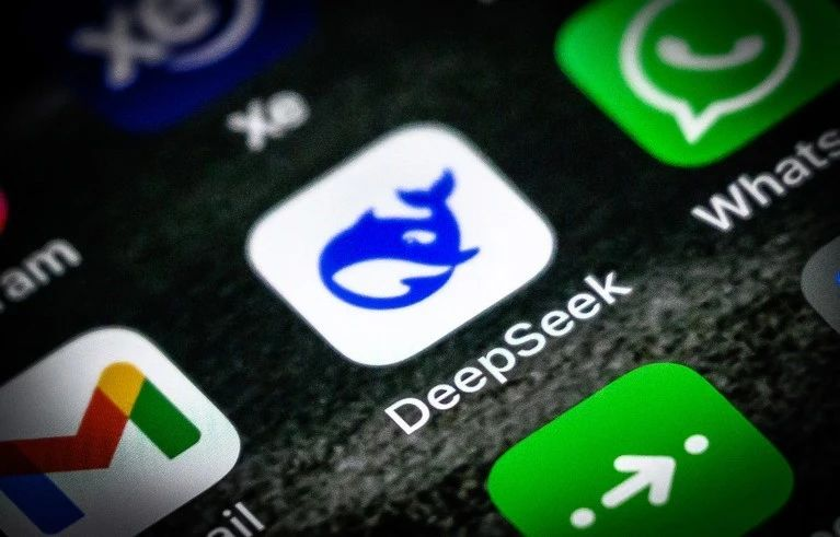 这一平台宣布！DeepSeek API接口免费使用