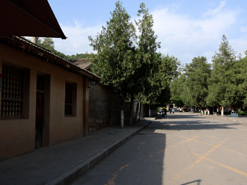 红星照耀中国丨守护革命记忆，一位讲解员的三十年坚守与情怀