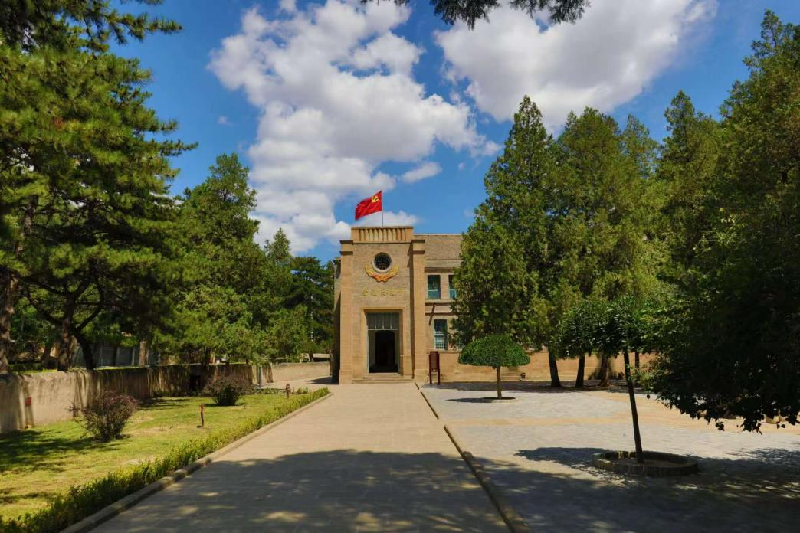 红星照耀中国丨守护革命记忆，一位讲解员的三十年坚守与情怀