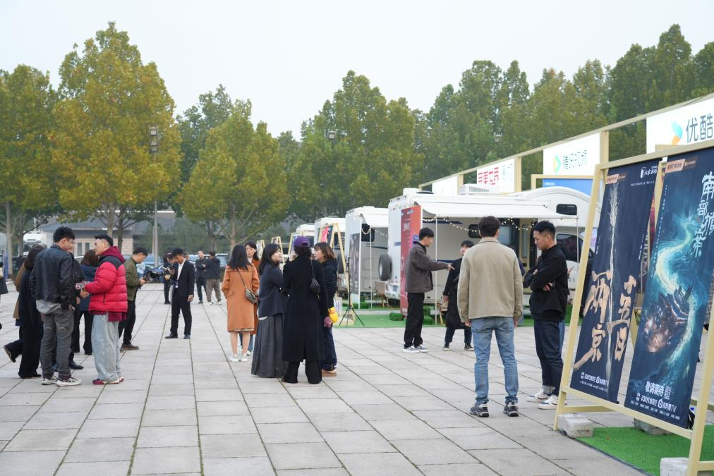 13辆房车成焦点!2025视听交易市场解锁洽谈新模式