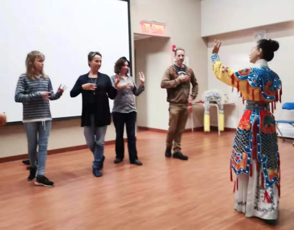 海外戏曲传播的实践困境与破局之道 ——以加拿大华人戏曲社团为例