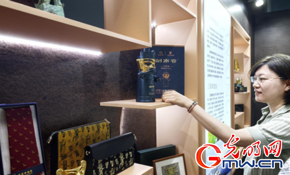 从这场新文创市集,感受传统文化新潮范儿 从这场新文创市集,感受传统文化新潮范儿