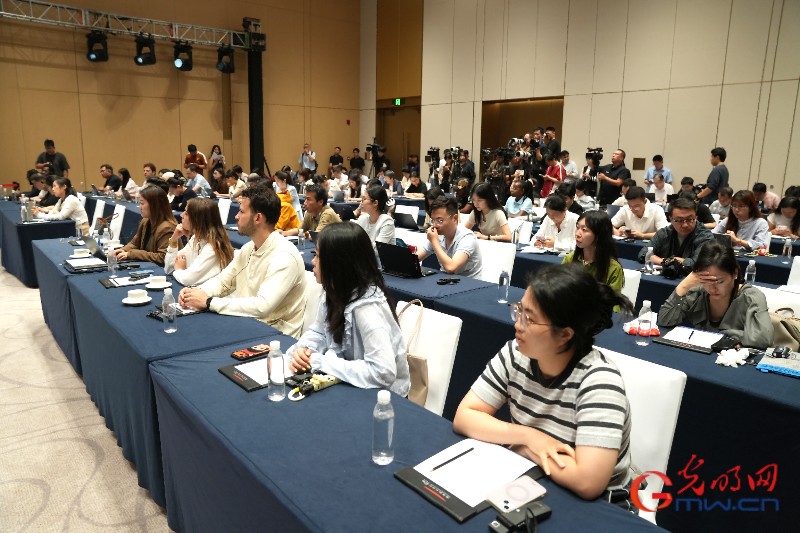 组图｜带你回顾2026年乌镇峰会新闻发布会精彩瞬间