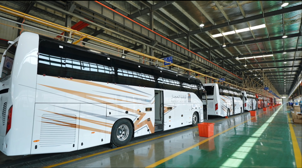 【红星照耀中国】老区客车,这样驶向世界 【红星照耀中国】老区客车,这样驶向世界