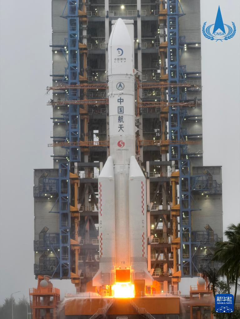 NASA首次在月背拍到嫦娥六号着陆点，中美航天互动引热议